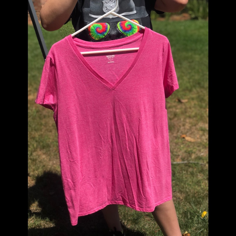 Pink V-neck Massimo T-shirt